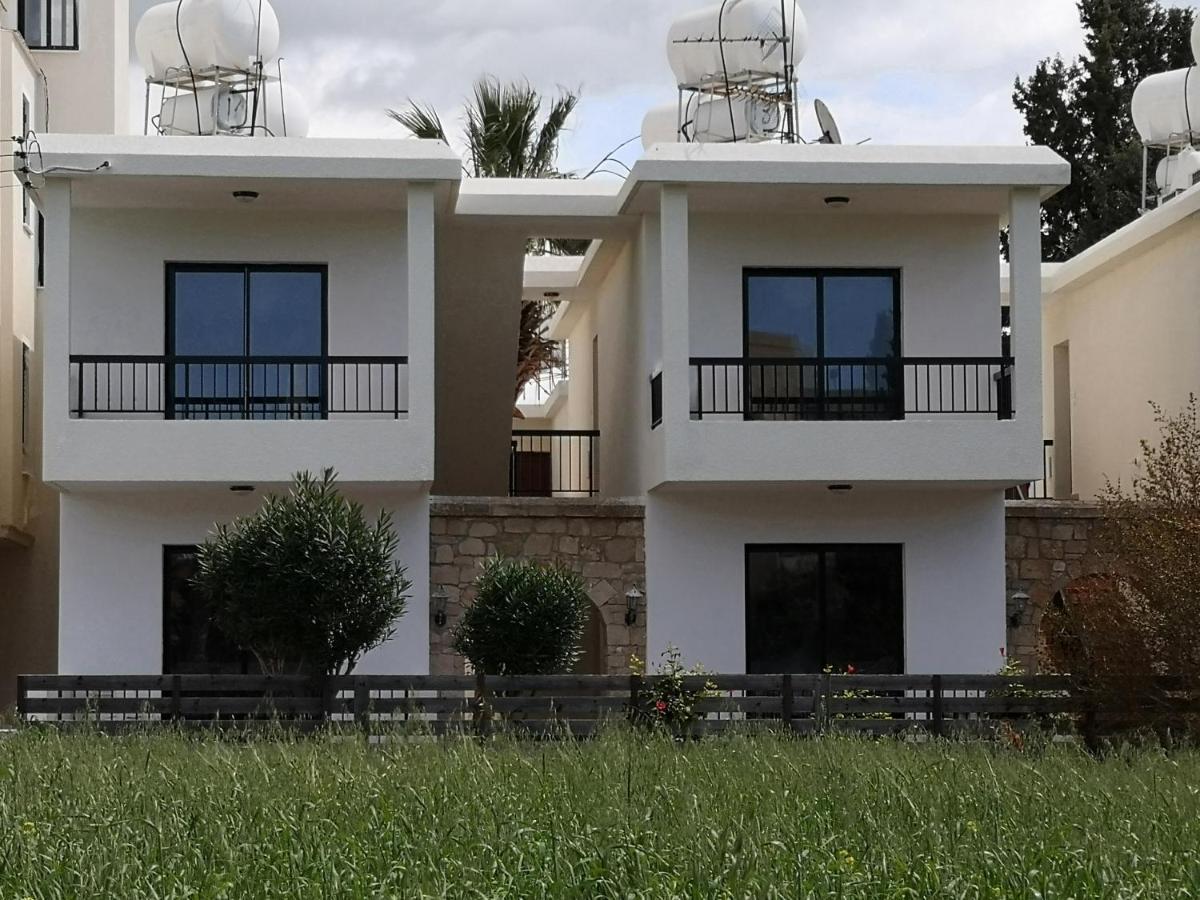 Seashell Apartments Paphos Ngoại thất bức ảnh