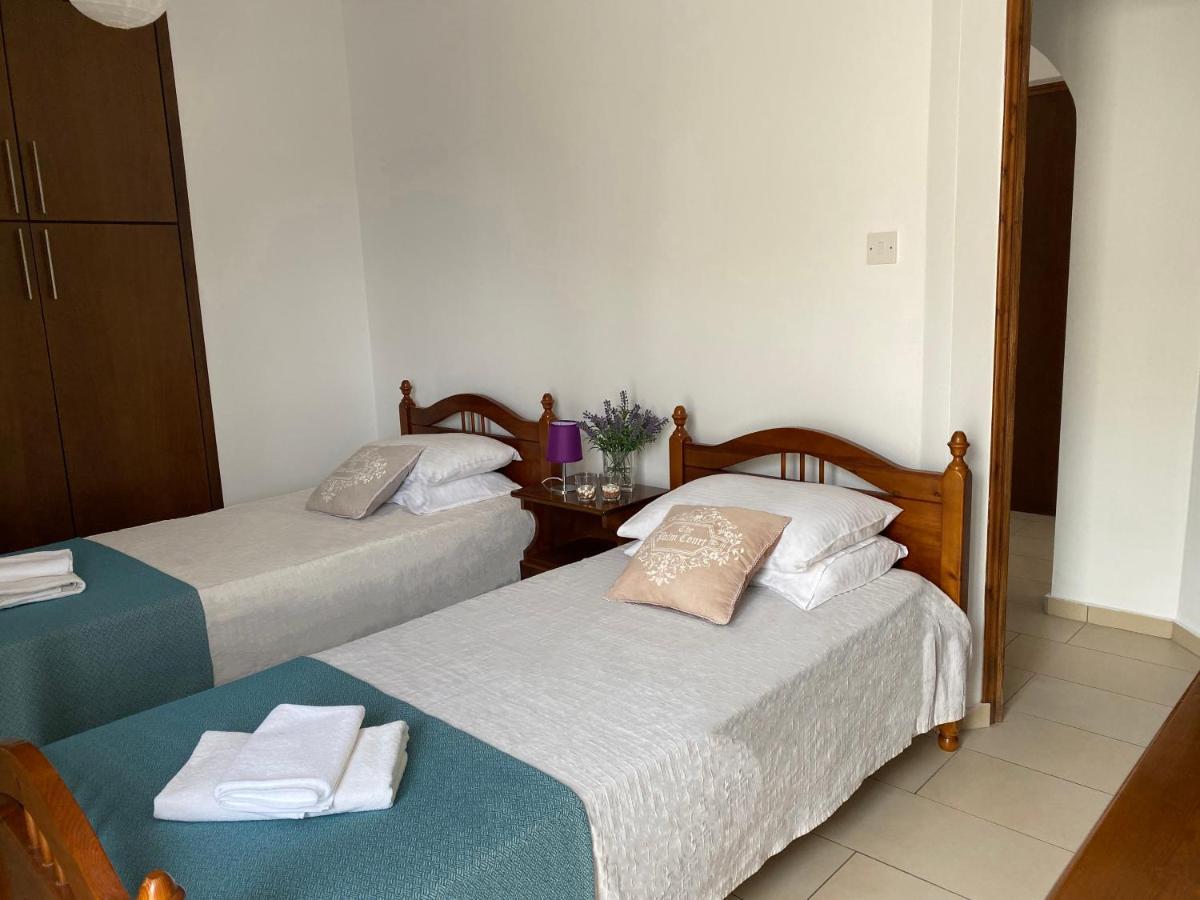Seashell Apartments Paphos Ngoại thất bức ảnh