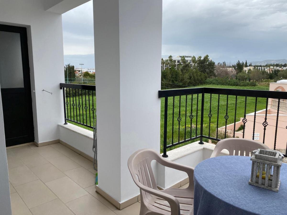 Seashell Apartments Paphos Ngoại thất bức ảnh